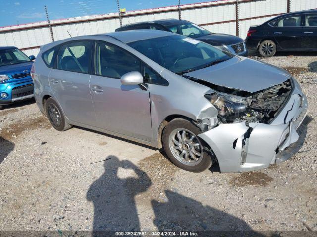  Salvage Toyota Prius v