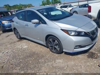  Salvage Nissan LEAF