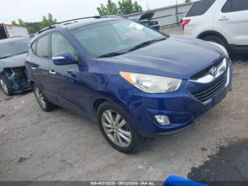  Salvage Hyundai TUCSON