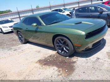  Salvage Dodge Challenger