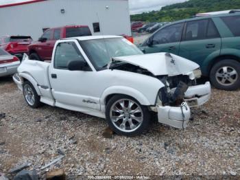  Salvage Chevrolet S-10