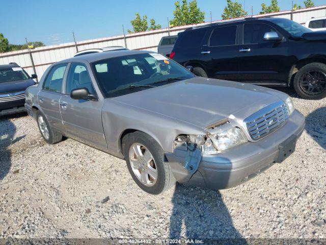  Salvage Ford Crown Victoria