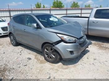  Salvage Hyundai TUCSON