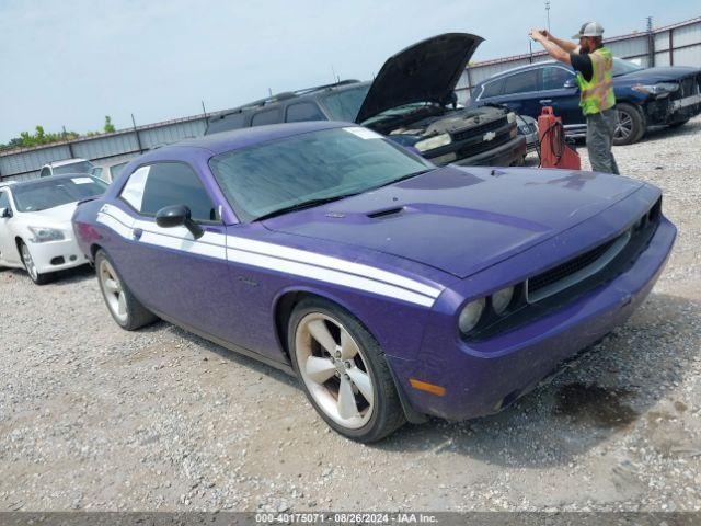  Salvage Dodge Challenger