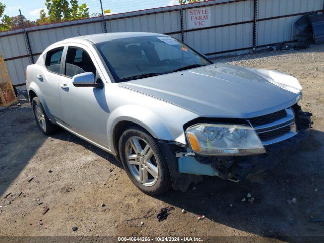  Salvage Dodge Avenger