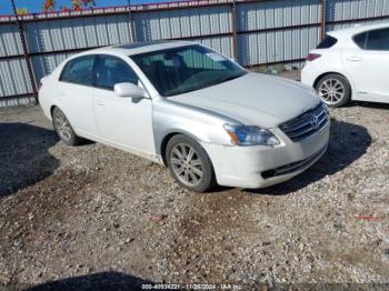  Salvage Toyota Avalon