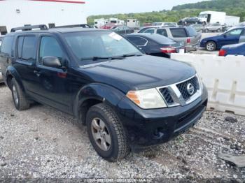  Salvage Nissan Pathfinder