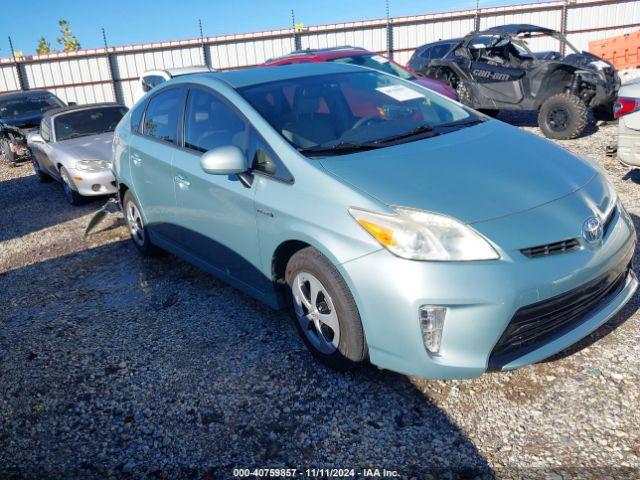  Salvage Toyota Prius