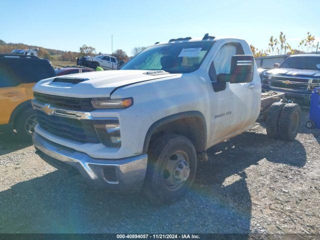  Salvage Chevrolet Silverado 3500