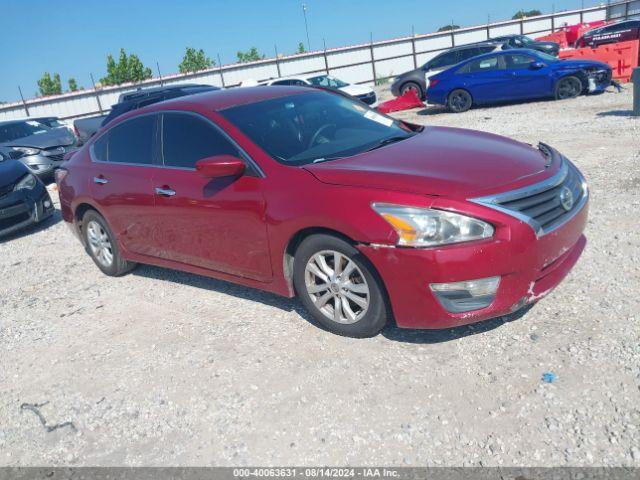  Salvage Nissan Altima