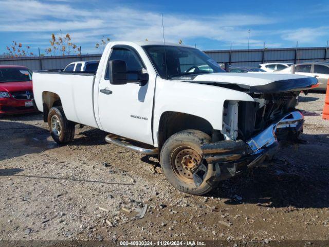  Salvage Chevrolet Silverado 2500