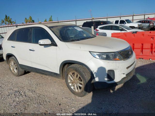  Salvage Kia Sorento