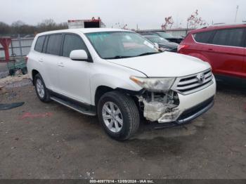  Salvage Toyota Highlander