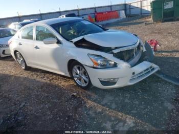  Salvage Nissan Altima