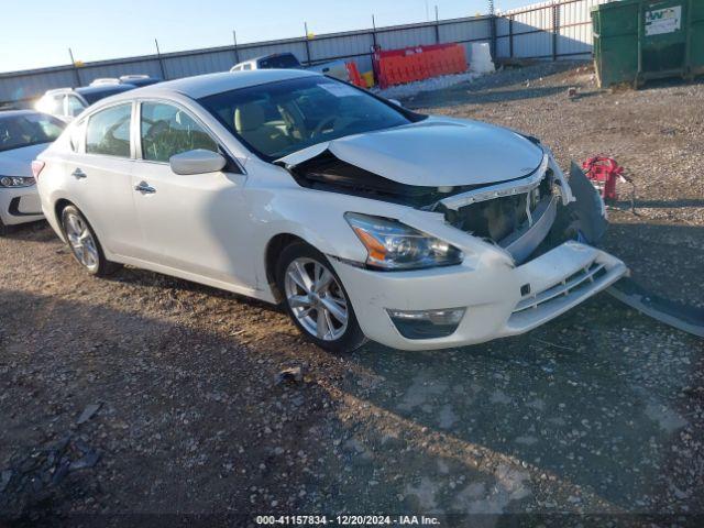  Salvage Nissan Altima