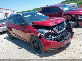  Salvage Nissan Kicks