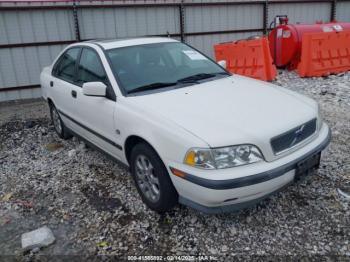  Salvage Volvo S40