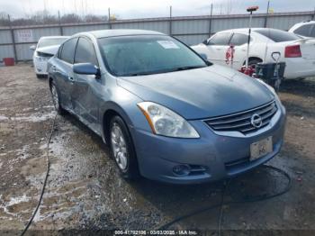  Salvage Nissan Altima