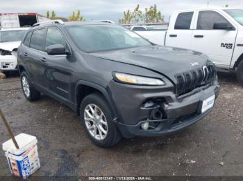  Salvage Jeep Cherokee