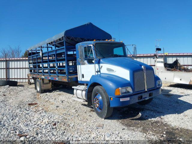  Salvage Kenworth Construction