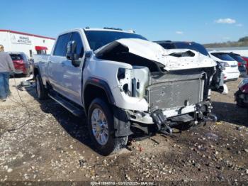  Salvage General Motors Sierra 2500HD