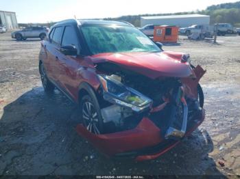  Salvage Nissan Kicks