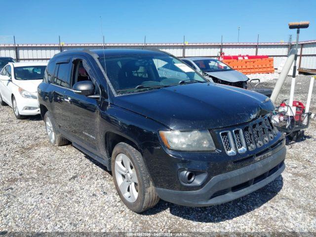  Salvage Jeep Compass