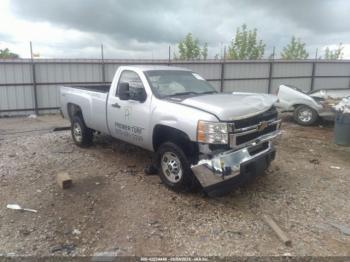  Salvage Chevrolet Silverado 2500