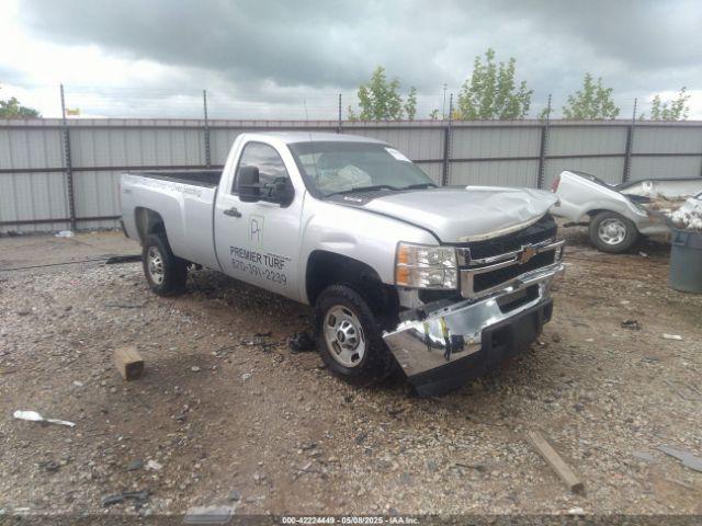  Salvage Chevrolet Silverado 2500