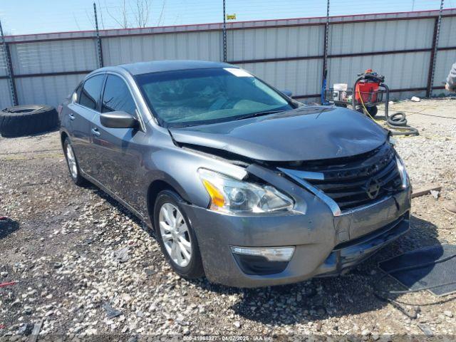  Salvage Nissan Altima