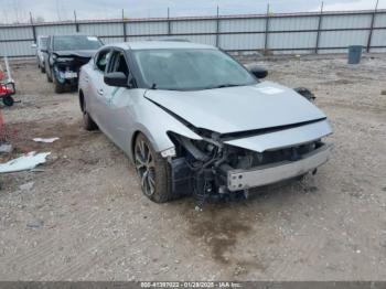  Salvage Nissan Maxima