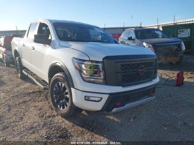  Salvage Nissan Titan