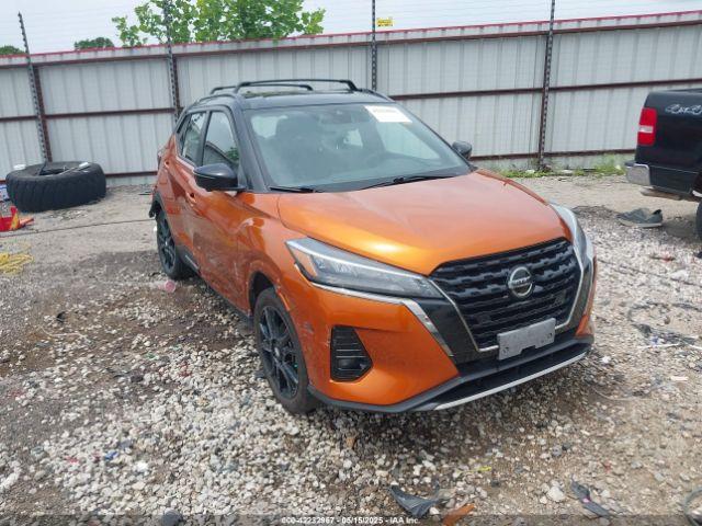  Salvage Nissan Kicks