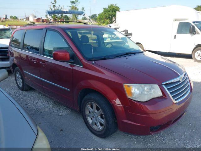  Salvage Chrysler Town & Country