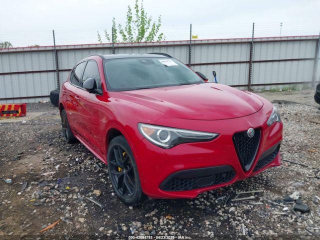  Salvage Alfa Romeo Stelvio