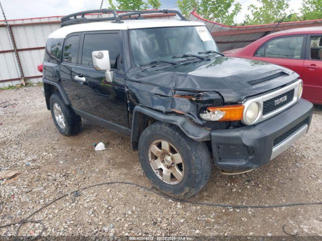  Salvage Toyota FJ Cruiser