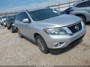  Salvage Nissan Pathfinder