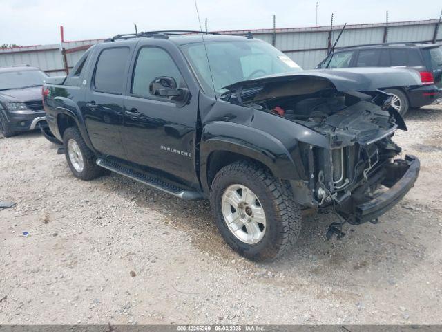  Salvage Chevrolet Avalanche