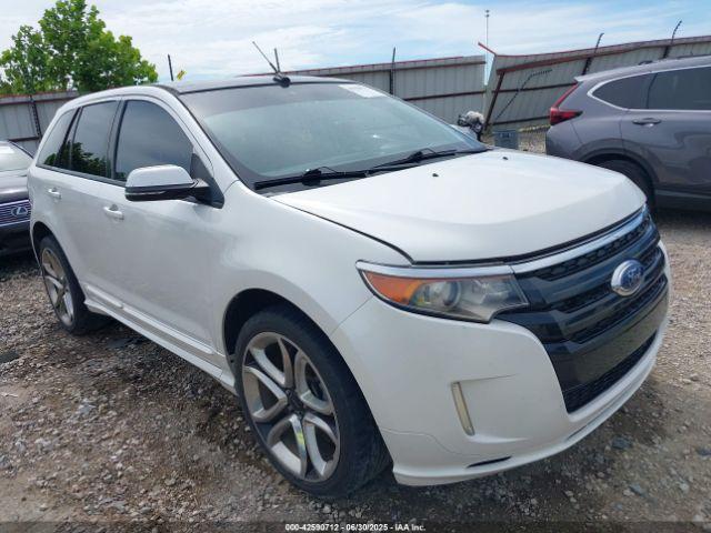  Salvage Ford Edge