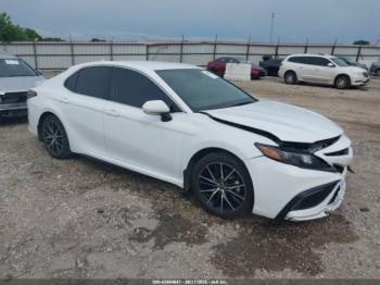  Salvage Toyota Camry