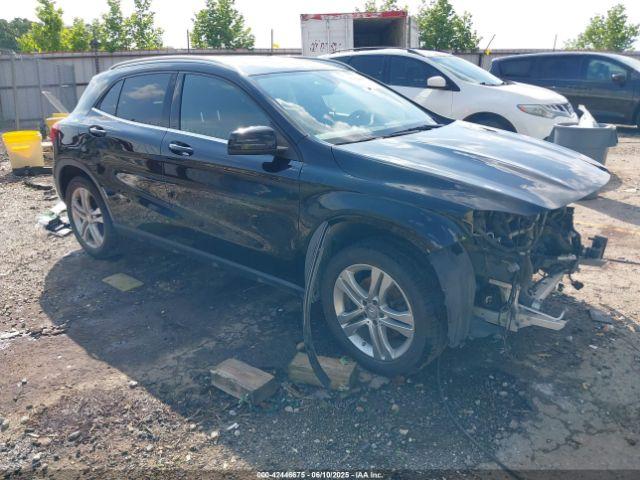  Salvage Mercedes-Benz GLA