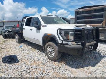  Salvage General Motors Sierra 2500HD