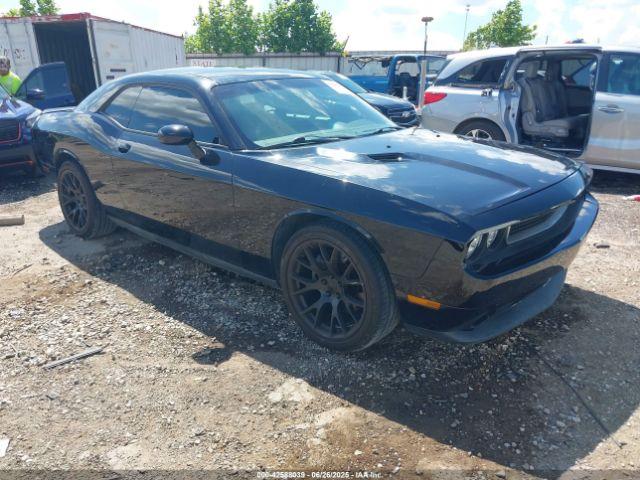  Salvage Dodge Challenger