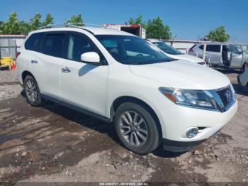  Salvage Nissan Pathfinder