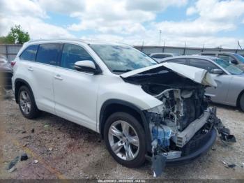  Salvage Toyota Highlander