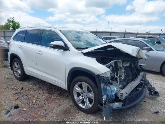  Salvage Toyota Highlander