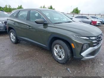  Salvage Hyundai TUCSON
