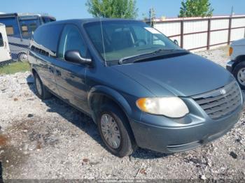  Salvage Chrysler Town & Country