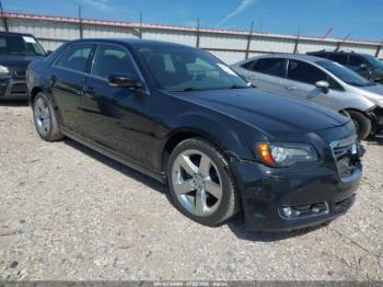  Salvage Chrysler 300
