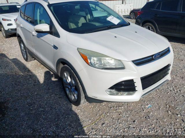  Salvage Ford Escape